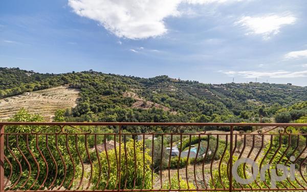 Maison à vendre    5 pièces • 139 m2 Nice