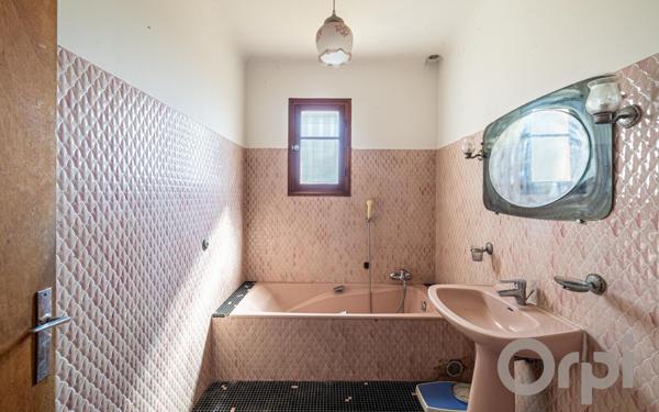 Maison à vendre    5 pièces • 139 m2 Nice