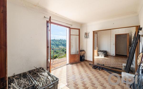 Maison à vendre    5 pièces • 139 m2 Nice