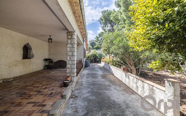 Maison à vendre    5 pièces • 139 m2 Nice