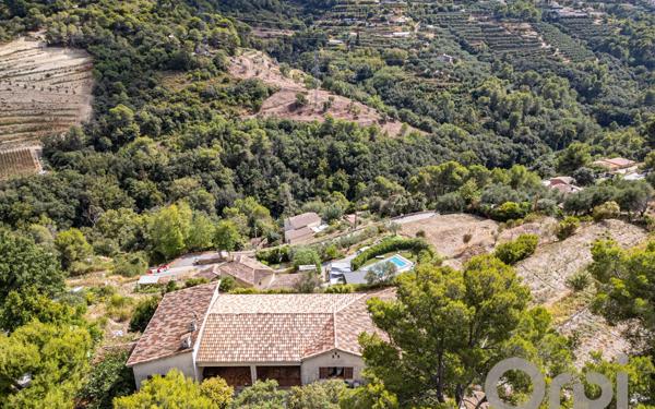 Maison à vendre    5 pièces • 139 m2 Nice