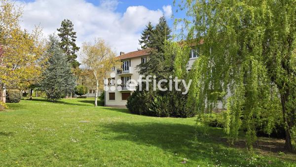 Appartement
         3 pièces
        - 54 m²