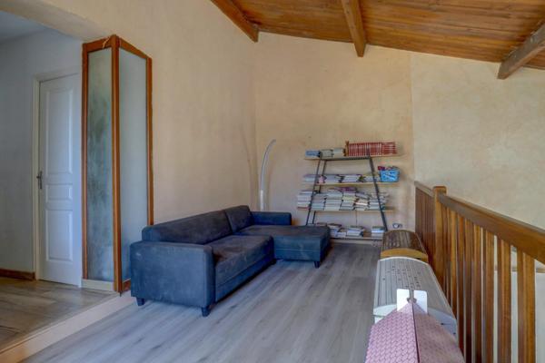 Maison à LESCURE-D'ALBIGEOIS, 81380 - 4 pièces 150m²