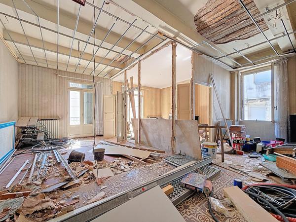 Bédarieux – Deux plateaux bruts à aménager – Copropriété à faibles charges