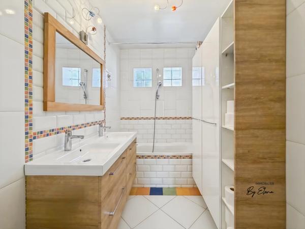 Villa d’architecte rénovée – Golf de Bussy – Plain-pied – 5 chambres – RER A à pied - Bussy-Saint-Georges - à vendre