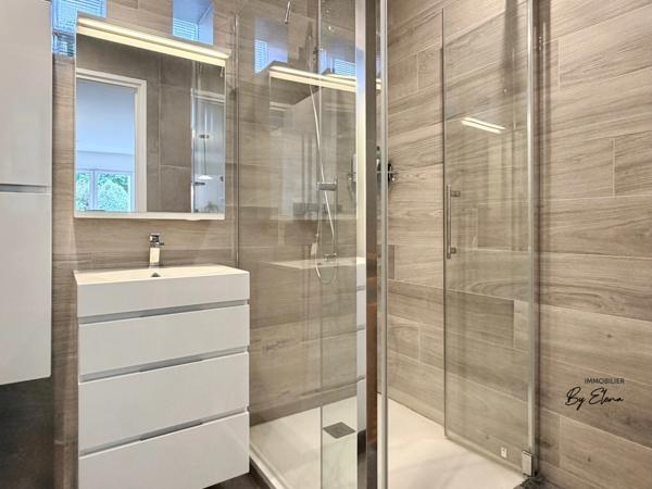Villa d’architecte rénovée – Golf de Bussy – Plain-pied – 5 chambres – RER A à pied - Bussy-Saint-Georges - à vendre