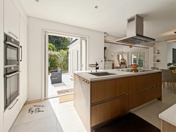 Villa d’architecte rénovée – Golf de Bussy – Plain-pied – 5 chambres – RER A à pied - Bussy-Saint-Georges - à vendre