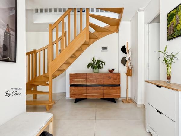 Villa d’architecte rénovée – Golf de Bussy – Plain-pied – 5 chambres – RER A à pied - Bussy-Saint-Georges - à vendre