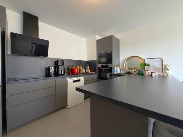 APPARTEMENT PROCHE BORD DE MER