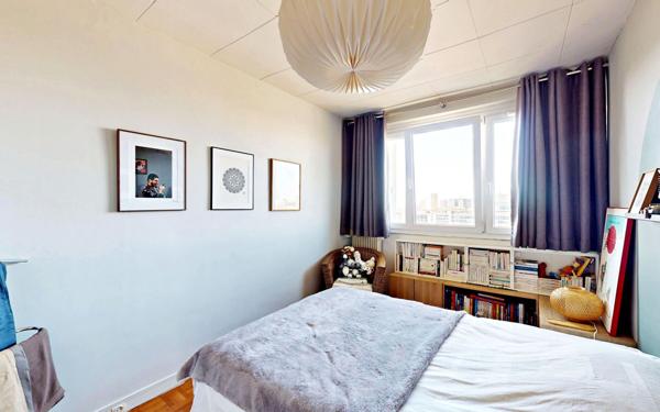 Appartement à vendre    3 pièces • 72,47 m2 Montrouge