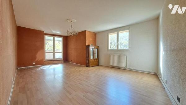 APPARTEMENT TYPE 4 AVEC GARAGE ET CAVE