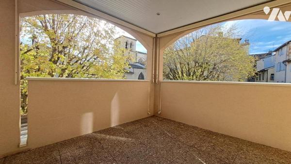 APPARTEMENT TYPE 4 AVEC GARAGE ET CAVE