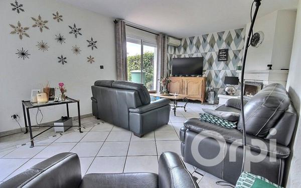 Maison à vendre    8 pièces • 146 m2 Plaisir