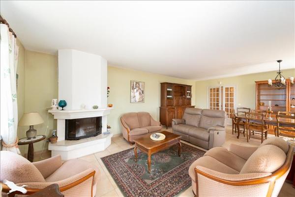 Maison à vendre |  Montendre |  4 pièces | 120 m²