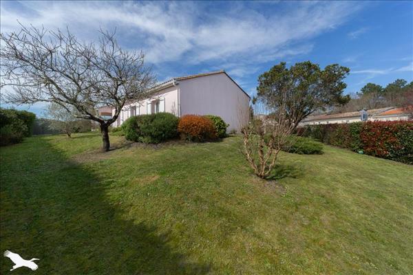 Maison à vendre |  Montendre |  4 pièces | 120 m²