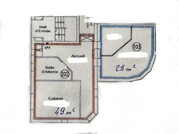Local 78M2 à réhabiliter