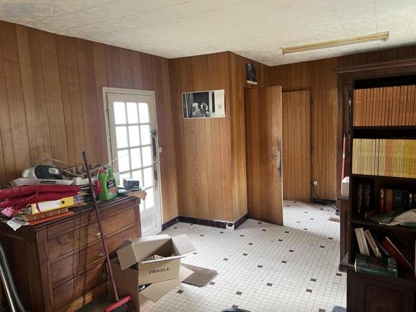 Maison à vendre à Guingamp dans les Côtes-d'Armor (22200), ref : 22064-1214