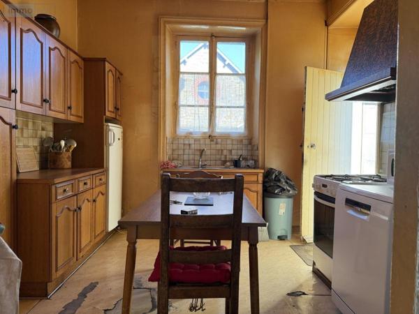 Maison à vendre à Guingamp dans les Côtes-d'Armor (22200), ref : 22064-1214