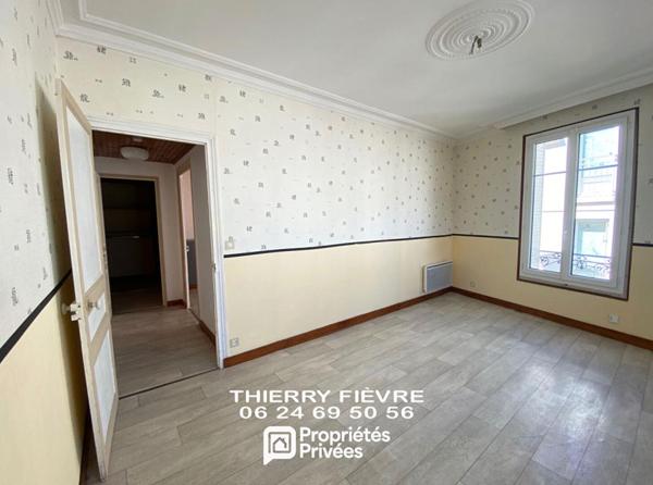 37140 BOURGUEIL APPARTEMENT T3  65 m2