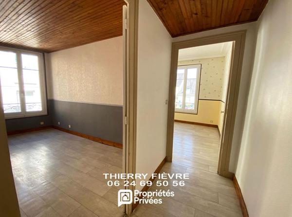 37140 BOURGUEIL APPARTEMENT T3  65 m2