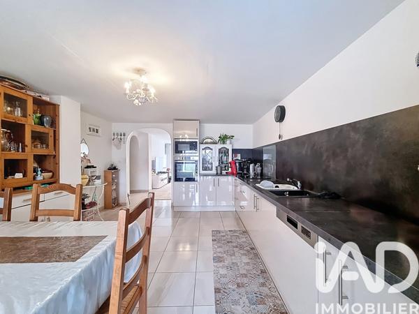 Maison à vendre 5 pièces 208 m² Quissac