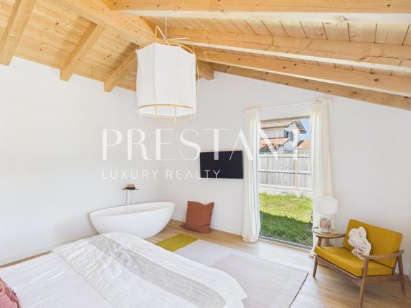 Maison contemporaine de 380 m², piscine et quiétude., BASSUSSARRY