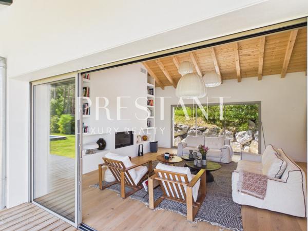 Maison contemporaine de 380 m², piscine et quiétude., BASSUSSARRY