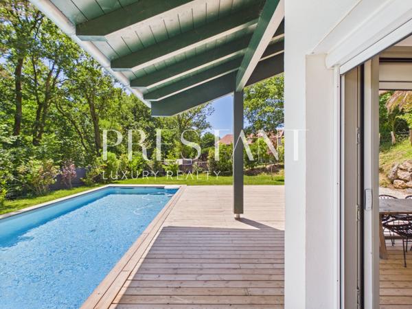 Maison contemporaine de 380 m², piscine et quiétude., BASSUSSARRY