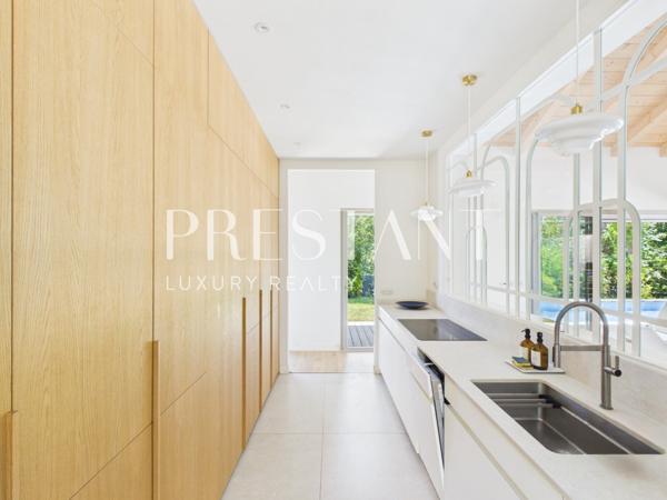 Maison contemporaine de 380 m², piscine et quiétude., BASSUSSARRY