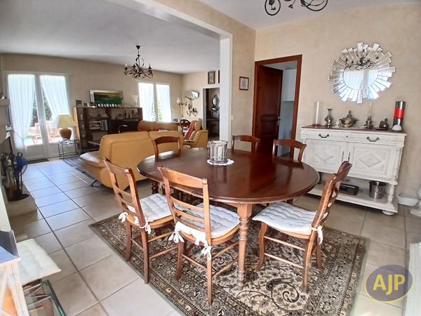 Maison à vendre Andernos Les Bains - 5 pièces, 149m² avec 3 chambre(s) à 787 900€ - AJP Immobilier Andernos les Bains