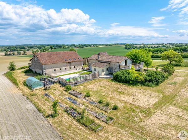 Maison au calme en pierre