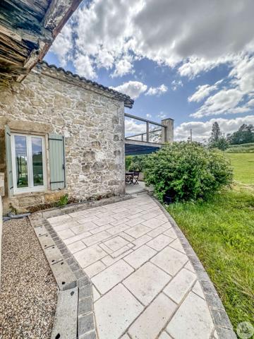 Maison au calme en pierre