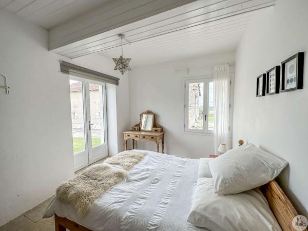 Maison au calme en pierre