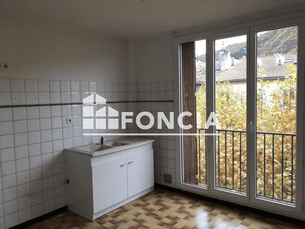 Location Appartement 3 pièces 67.53 m² - 21 BOULEVARD GASSENDI Digne-les-bains 04000