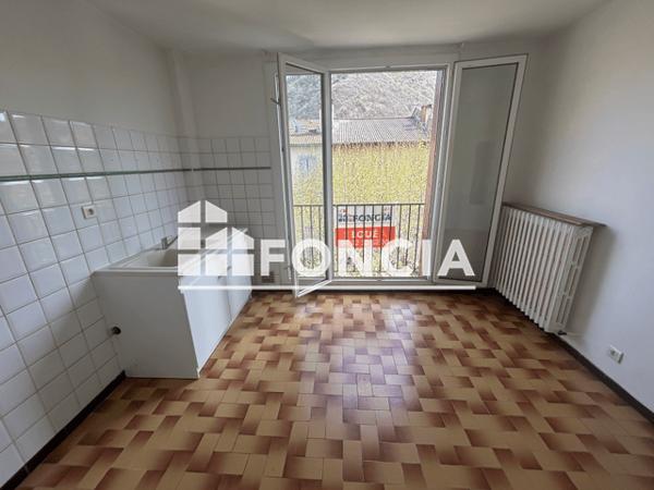 Location Appartement 3 pièces 67.53 m² - 21 BOULEVARD GASSENDI Digne-les-bains 04000