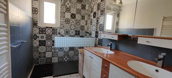 Sainte-Foy-l'Argentière (69610) maison sur sous-sol avec grand terrain et piscine