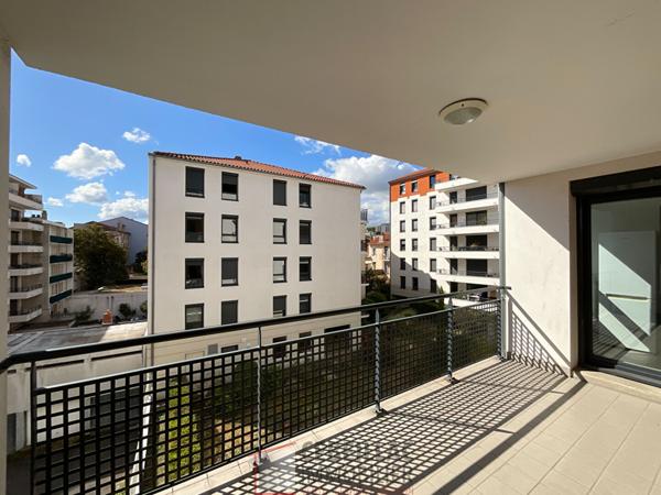 Appartement 3 pièce(s) 2 chambre(s) 68.41 m²