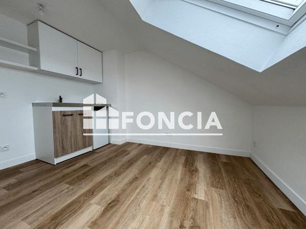 Location Appartement 2 pièces 13.6 m² - 98 BOULEVARD CARNOT Le Mans 72000