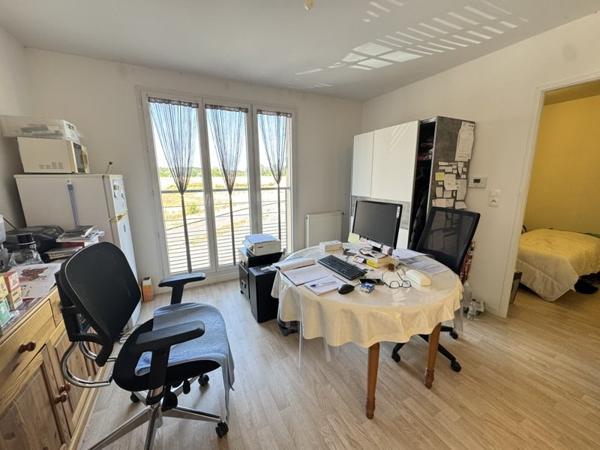 Appartement à louer 610 € CC LA RICHE 2 p 33 m² DPE D