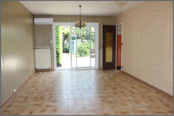 A PROXIMITE DE TOUS COMMERCES ET ECOLES