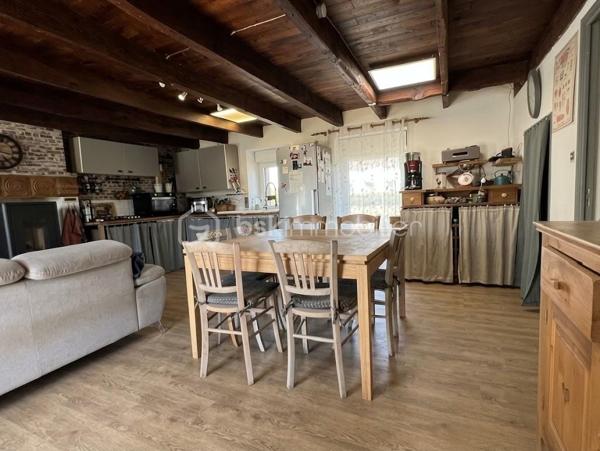 CHARMANTE MAISON  5 PIECES – 118 m² (166 m² au sol) – VIE DE PLAIN PIED - GARAGE - JARDIN

Aude DOUILLARD – BSK IMMOBILIER, vous présente À 2 minutes de Josselin et moins de 10 minutes de Ploërmel (commune de Forges de Lanouée), cette belle maison familiale alliant charme de l'ancien, beaux volumes et économie d'énergie.

Cette charmante maison de 118 m² environ en habitable, 166 m² environ au sol, bénéficie d’une vie de plain-pied avec une pièce de vie chaleureuse avec un poêle à pellet et sa cuisine aménagée ouverte, ses 3 chambres, un bureau, une salle de bains et un wc séparé.  

Un escalier vous mènera ensuite à l’étage qui dessert une spacieuse pièce modulable avec wc à finir d’aménager selon vos envies (suite parentale, salle de jeux ...), ainsi qu’un grenier.

Vous apprécierez également son jardin clos et arboré avec un espace potager.

Un garage et une dépendance vous permettent de bénéficier d’espace de stockage.

A proximité de toutes les commodités, cette charmante maison vous séduira par ses volumes, sa vie de plain-pied, sa possibilité d’espace de vie supplémentaire, le charme du jardin et ses performances énergétiques (panneaux solaires)

Une maison coup de cœur, idéale pour une famille ou un projet d'aménagement sur mesure.

A DECOUVRIR RAPIDEMENT !

Pour visiter et vous accompagner dans votre projet contactez Aude Douillard !

Je réalise pour vous, gratuitement et sous 48h votre avis de valeur dans le cadre d’une succession ou de votre projet de vente ! Au plaisir de vous aider ou vous accompagner personnellement dans votre projet immobilier !