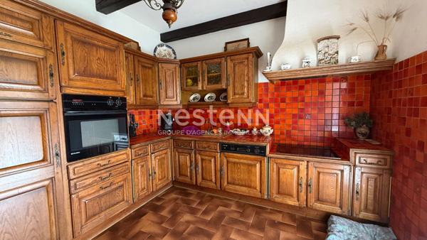 Maison T4 de 102 m² avec garage, jardin de 502 m² et vue dominante à Gardanne Biver