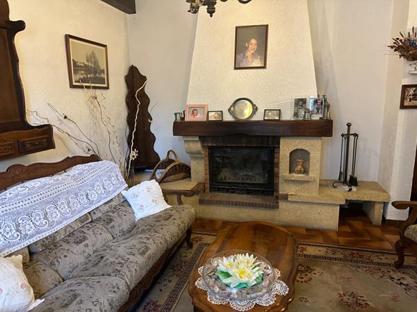 Maison T4 de 102 m² avec garage, jardin de 502 m² et vue dominante à Gardanne Biver