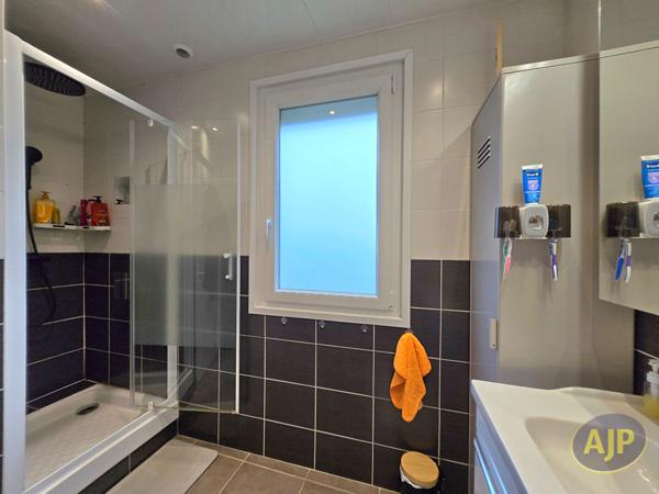 Vente maison Bignan : 191 880 € - AJP Immobilier Plumelec