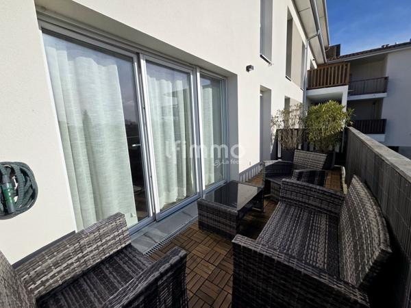 Appartement Type 3 récent avec balcon et parking couvert