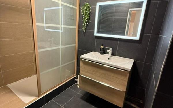 Appartement à vendre    4 pièces • 81 m2 Martigues