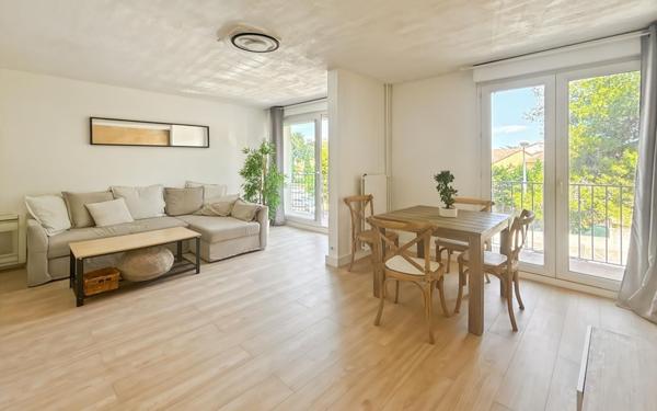 Appartement à vendre    4 pièces • 81 m2 Martigues