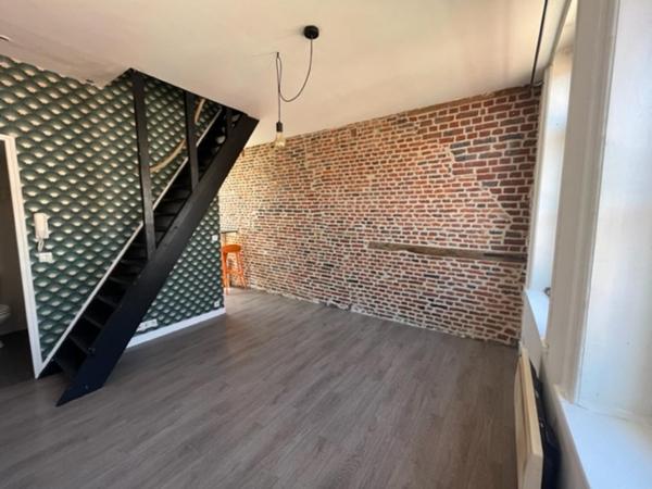 A LOUER : T3 à LILLE • rue saint Sébastien - Vieux Lille • 790 € CC • Réf. G476-3