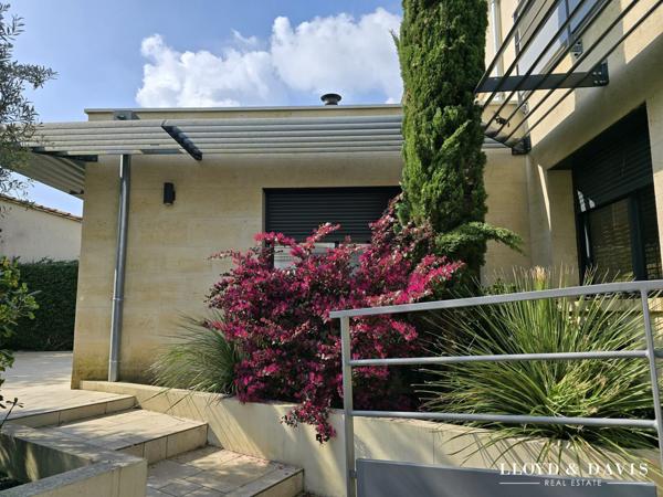 Bouscat centre -  Elégante contemporaine en pierre avec jardin et garage