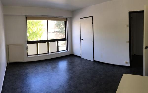 Appartement à louer    1 pièce •  La Rochelle